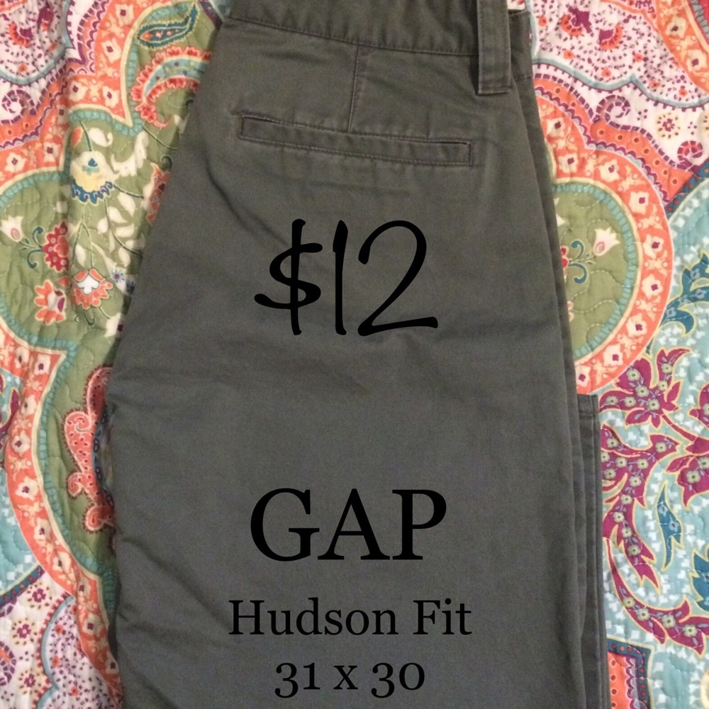 Random Clothes - Picture 5 of 8